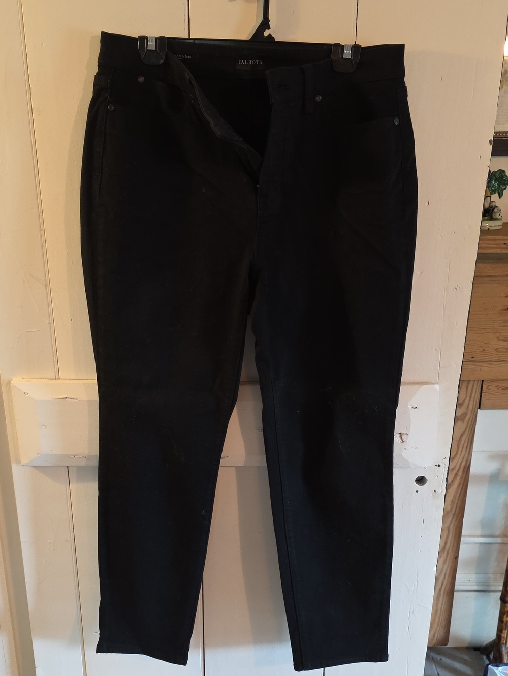 Talbots Women's Black Slim Straight Jeans